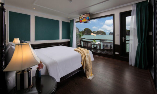 Genesis Regal Cruise.