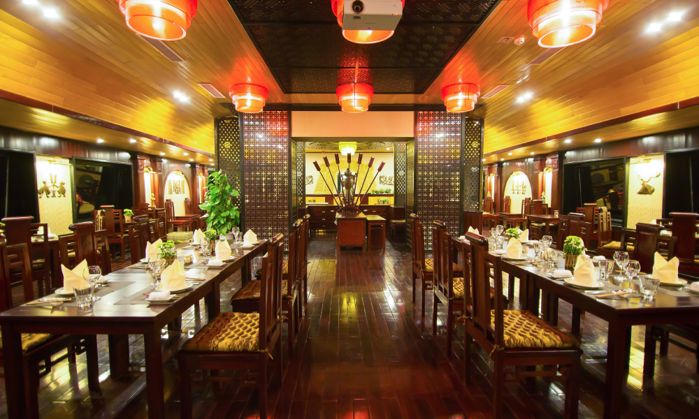 Indoor restaurant of Dragon Legend Cruise.