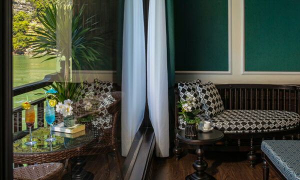 Genesis Regal Cruise.