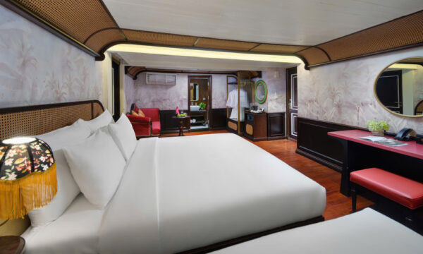 Signature Royal Cruise.