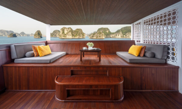 Signature Royal Cruise.